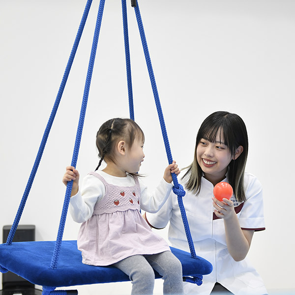 遊びを使った作業療法を学びます。